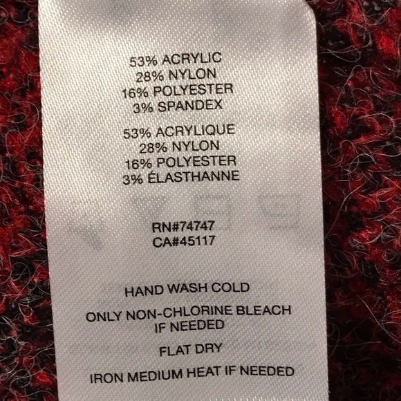 Natural Reflections Red Plaid Cardigan - Picture 5 of 6